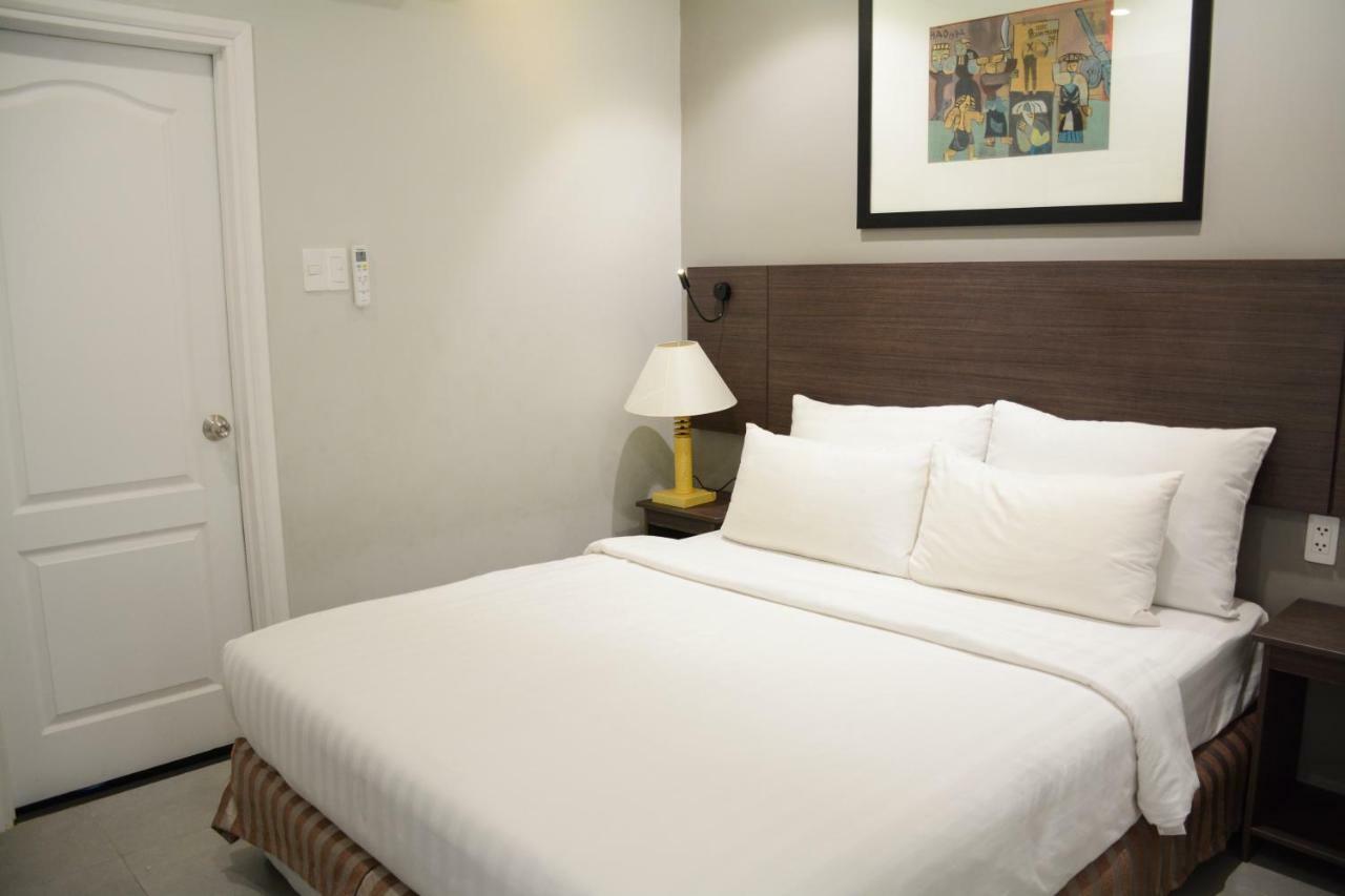 Park Hill Hotel - Phu My Hung Хошимин Экстерьер фото